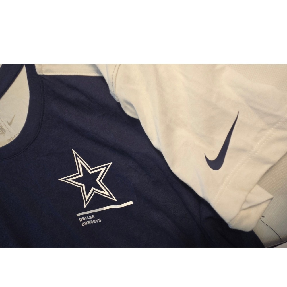 Nike Dallas Cowboys T-Shirt Womens Size M Blue New NFL Dri-FIT Colorblock Star - Picture 3 of 8